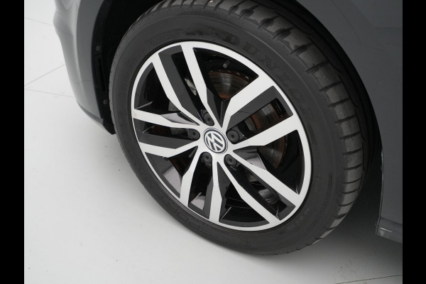 Volkswagen e-Golf E-DITION Navigatie Pdc Acc 17'' Lm Velgen 218