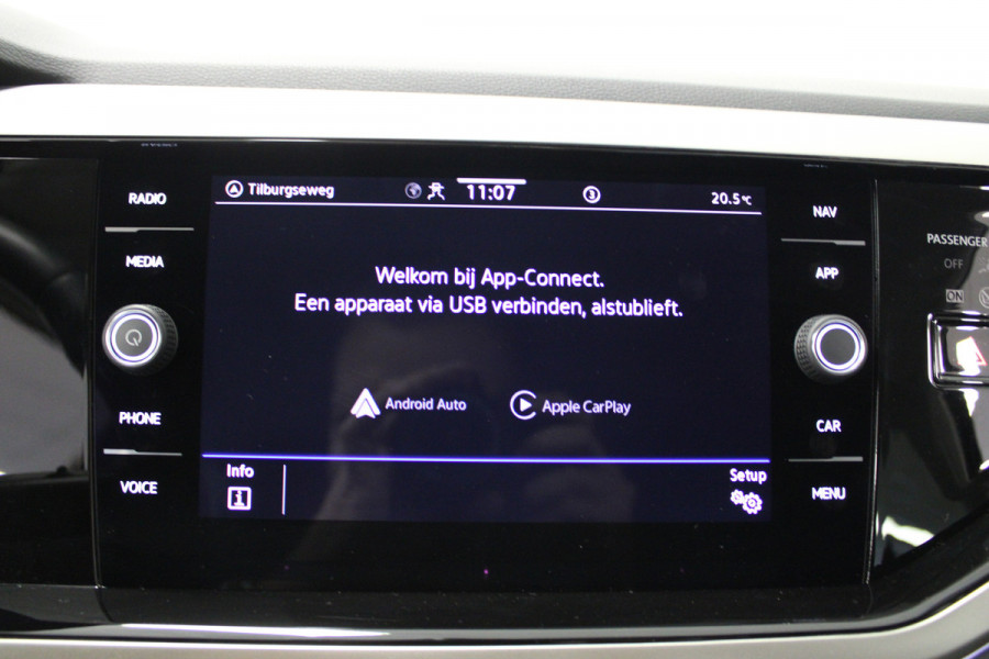 Volkswagen Polo 1.0 TSI Life Business