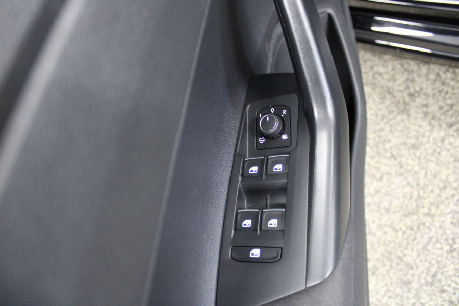 Volkswagen Polo 1.0 TSI Life Business