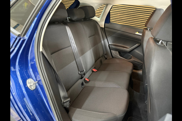Volkswagen Polo 1.0 TSI Highline Automaat | Pano | Camera | LED | PDC voor + achter