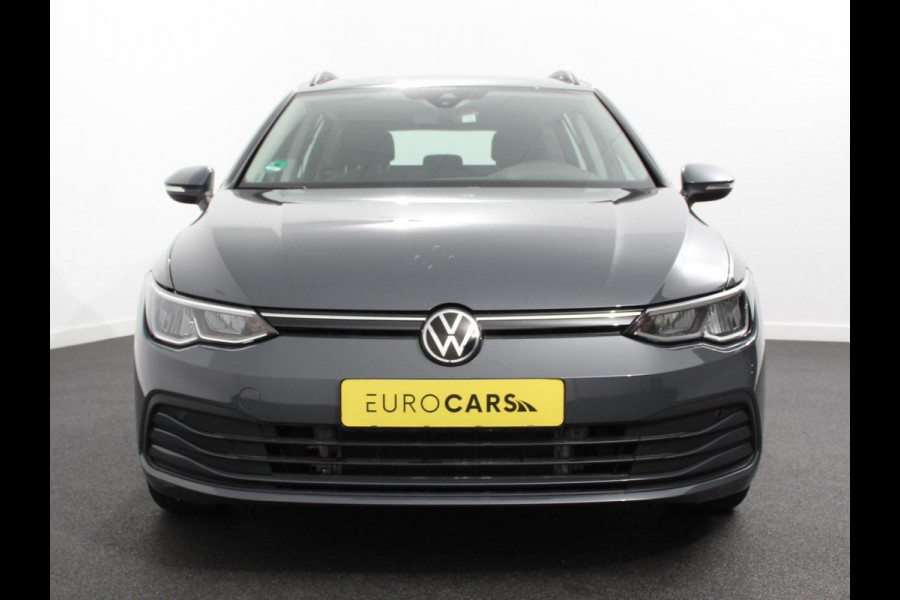 Volkswagen GOLF Variant 1.5 eTSI 130pk DSG Life Navigatie Apple Carplay/Android Auto Inklapbare trekhaak Parkeersensoren Adaptive Cruise Control Stoel- en stuurverwarming Climate Control Lichtmetalen Velgen