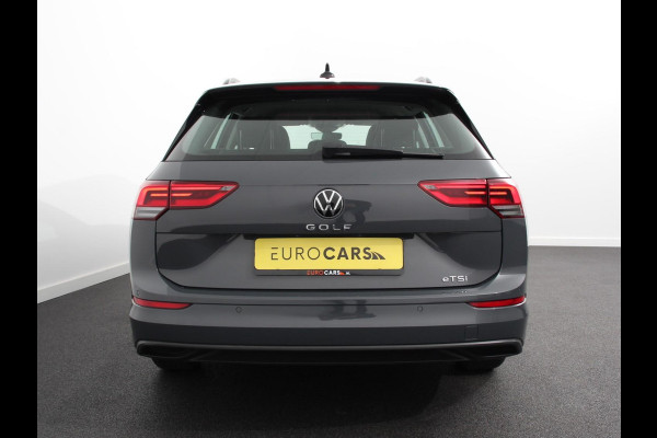 Volkswagen GOLF Variant 1.5 eTSI 130pk DSG Life Navigatie Apple Carplay/Android Auto Inklapbare trekhaak Parkeersensoren Adaptive Cruise Control Stoel- en stuurverwarming Climate Control Lichtmetalen Velgen