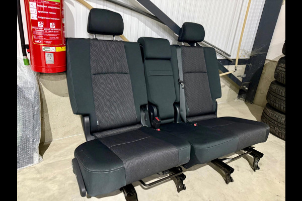 Toyota Land Cruiser 2.8 D-4D Window VAN, 1e eigenaar, NAP, 3500 kg, CarPlay, LED, Trekhaak