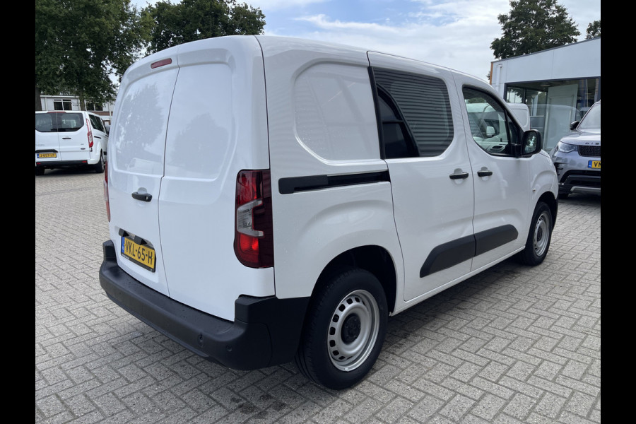 Peugeot Partner 1.2 PureTech Premium / benzine grijs kenteken / vaste prijs rijklaar € 13.450 ex btw / airco / cruise control / schuifdeur / navigatie / armsteun / euro 6 / lease vanaf € 227