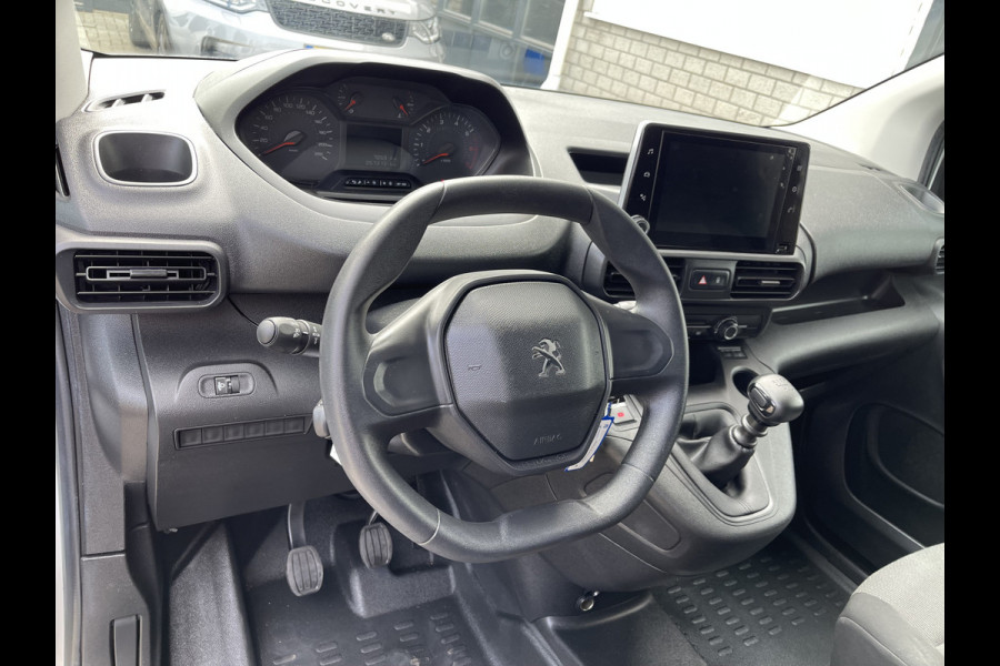 Peugeot Partner 1.2 PureTech Premium / benzine grijs kenteken / vaste prijs rijklaar € 13.450 ex btw / airco / cruise control / schuifdeur / navigatie / armsteun / euro 6 / lease vanaf € 227