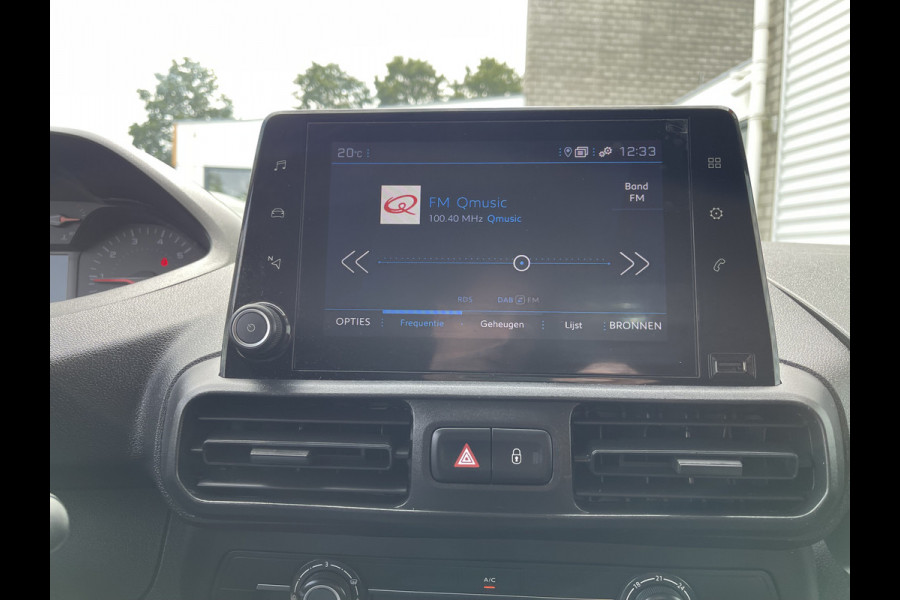 Peugeot Partner 1.2 PureTech Premium / benzine grijs kenteken / vaste prijs rijklaar € 13.450 ex btw / airco / cruise control / schuifdeur / navigatie / armsteun / euro 6 / lease vanaf € 227