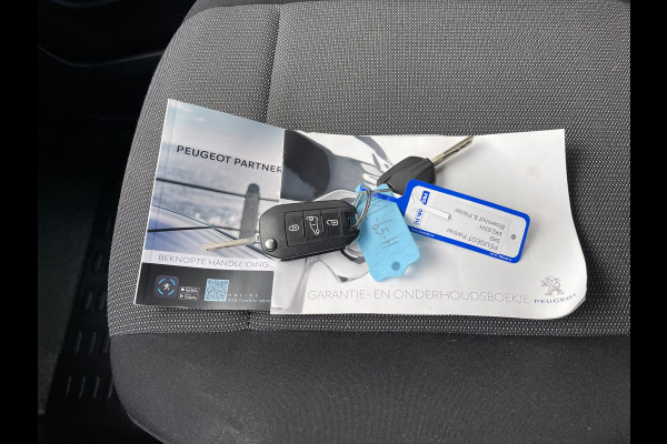 Peugeot Partner 1.2 PureTech Premium / benzine grijs kenteken / vaste prijs rijklaar € 13.450 ex btw / airco / cruise control / schuifdeur / navigatie / armsteun / euro 6 / lease vanaf € 227