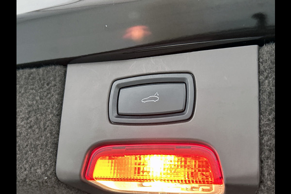 Porsche Cayenne 3.0 S E-Hybrid Platinum Edition(NL-auto, Perfect onderH, Trekhaak, Stoel Koeling, 360 Camera, Comfort Stoelen,Etc)