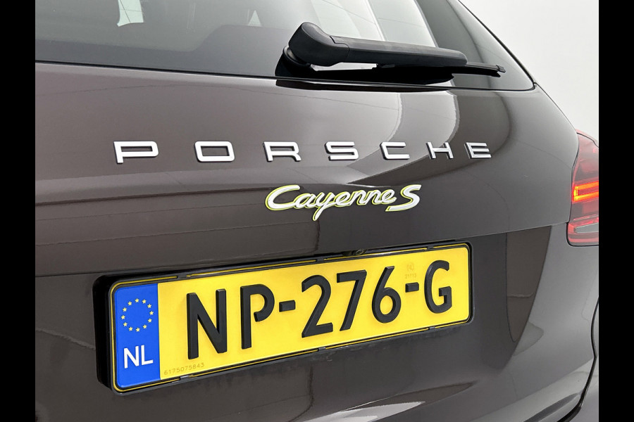 Porsche Cayenne 3.0 S E-Hybrid Platinum Edition(NL-auto, Perfect onderH, Trekhaak, Stoel Koeling, 360 Camera, Comfort Stoelen,Etc)