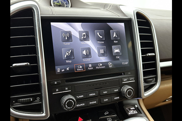 Porsche Cayenne 3.0 S E-Hybrid Platinum Edition(NL-auto, Perfect onderH, Trekhaak, Stoel Koeling, 360 Camera, Comfort Stoelen,Etc)