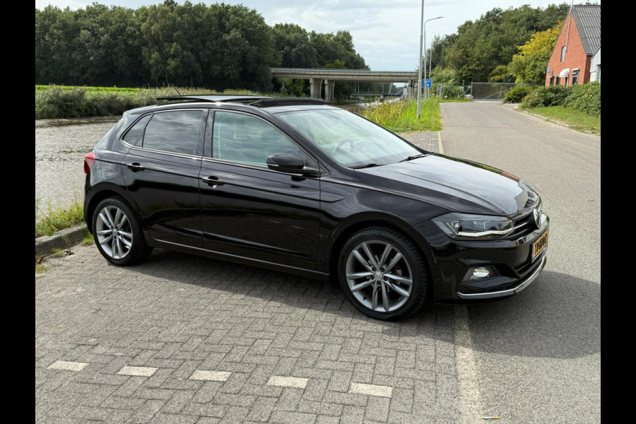 Volkswagen Polo 1.0 TSI Highline / Digitale cockpit / Panorama / LED / Keyless / BEATS audio