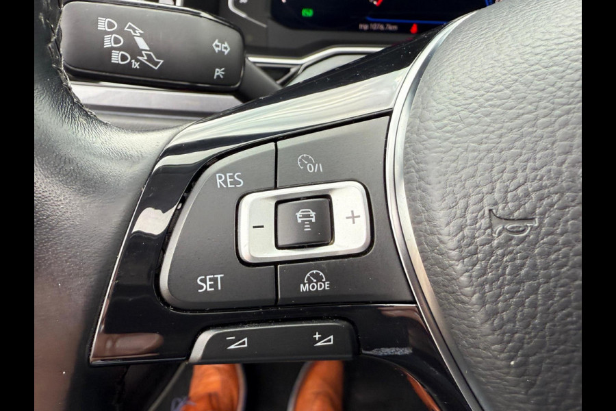 Volkswagen Polo 1.0 TSI Highline / Digitale cockpit / Panorama / LED / Keyless / BEATS audio