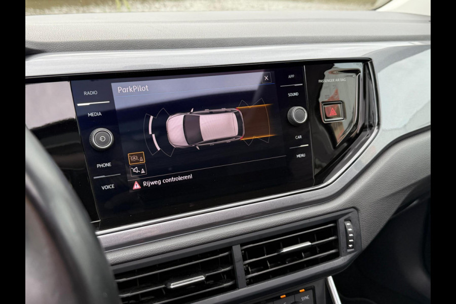 Volkswagen Polo 1.0 TSI Highline / Digitale cockpit / Panorama / LED / Keyless / BEATS audio