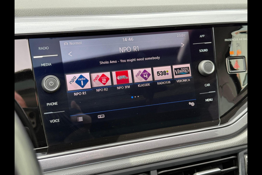 Volkswagen Polo 1.0 TSI Highline / Digitale cockpit / Panorama / LED / Keyless / BEATS audio