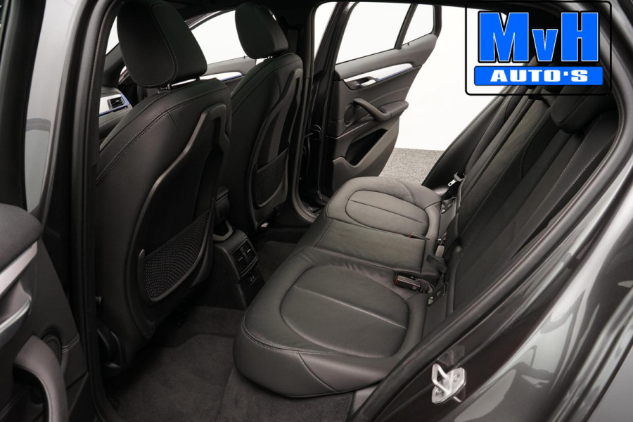 BMW X2 xDrive25e High Executive M-Sport 220PK|PANO|LED|ACC