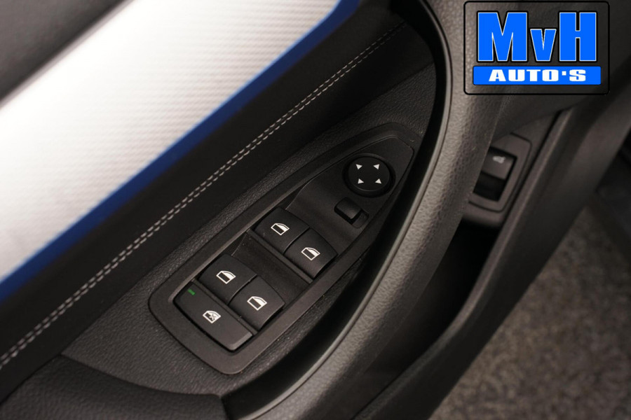 BMW X2 xDrive25e High Executive M-Sport 220PK|PANO|LED|ACC