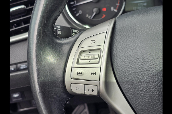 Nissan QASHQAI 1.2 Tekna 115 pk | Panoramadak | Leder | Lane assist | Navigatie | Camera | 2de eigenaar | Nette auto!