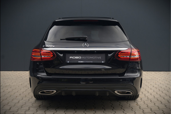 Mercedes-Benz C-Klasse Estate 300 e Business Solution AMG | Panoramadak | Stoelverwarming | Multibeam LED | Camera | Navigatie | Parkeersensoren | Leer | Apple Carplay | Ambiance Verlichting