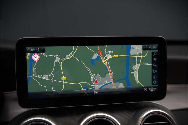 Mercedes-Benz C-Klasse Estate 300 e Business Solution AMG | Panoramadak | Stoelverwarming | Multibeam LED | Camera | Navigatie | Parkeersensoren | Leer | Apple Carplay | Ambiance Verlichting