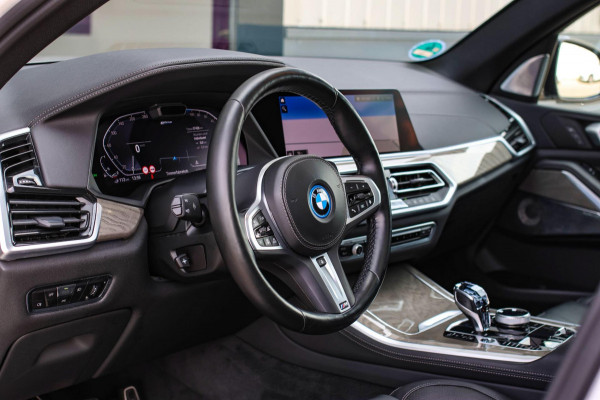 BMW X5 XDrive45e M-Sport *Skylounge*B&W*M-Stoelen*360 Camera*Laser Led*