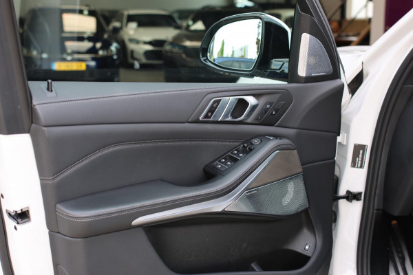 BMW X5 XDrive45e M-Sport *Skylounge*B&W*M-Stoelen*360 Camera*Laser Led*