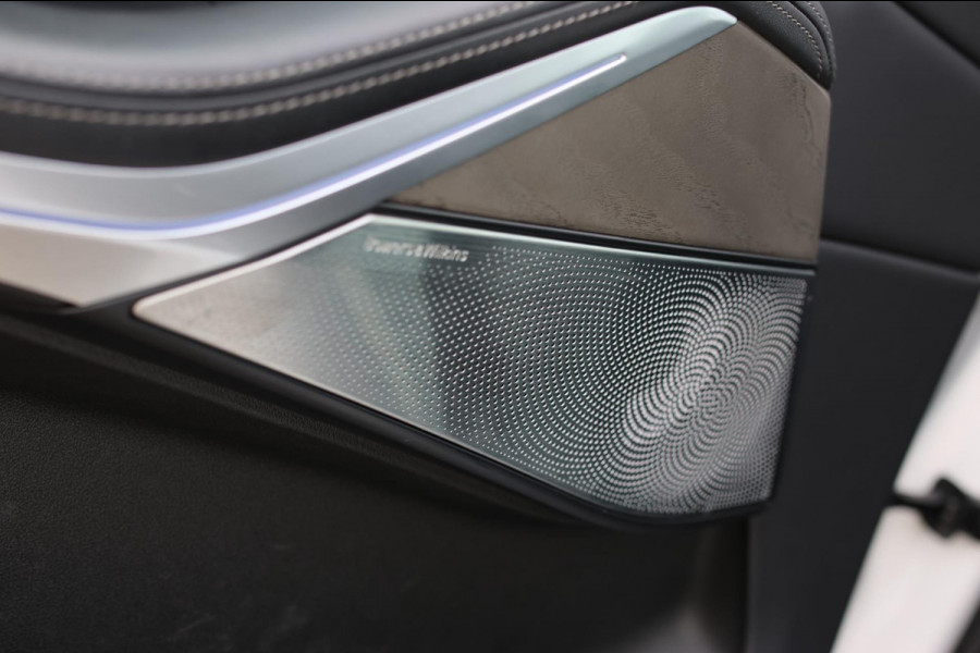 BMW X5 XDrive45e M-Sport *Skylounge*B&W*M-Stoelen*360 Camera*Laser Led*