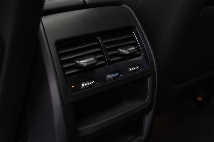 BMW X5 XDrive45e M-Sport *Skylounge*B&W*M-Stoelen*360 Camera*Laser Led*
