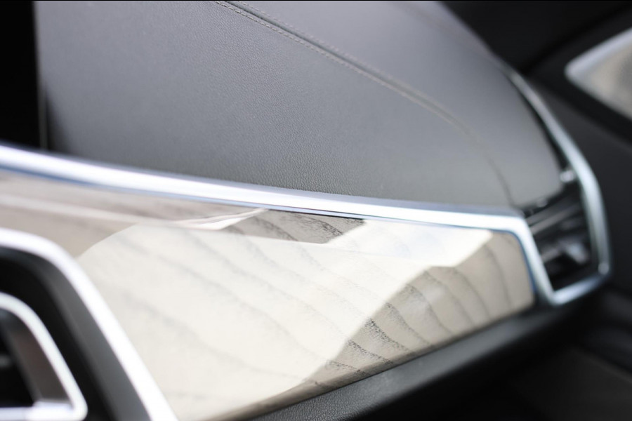 BMW X5 XDrive45e M-Sport *Skylounge*B&W*M-Stoelen*360 Camera*Laser Led*