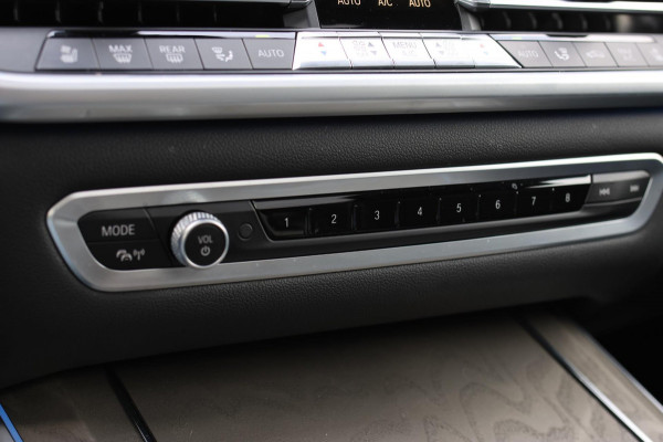 BMW X5 XDrive45e M-Sport *Skylounge*B&W*M-Stoelen*360 Camera*Laser Led*