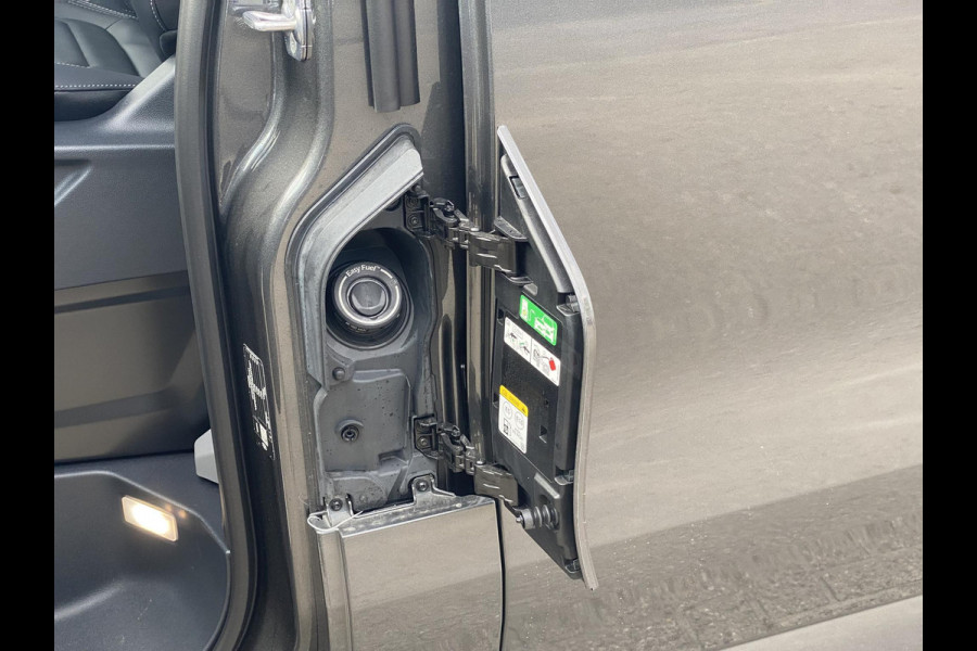 Ford Transit Custom Tourneo 340 2.5 PHEV L2H1 Titanium X Zuid | 233pk |  Incl. BTW/BPM Rijklaar | Luxury Pack | 16-weg elektrisch verstelbare AGR | Inklapbare trekhaak | Verwarmbaar stuurwiel |