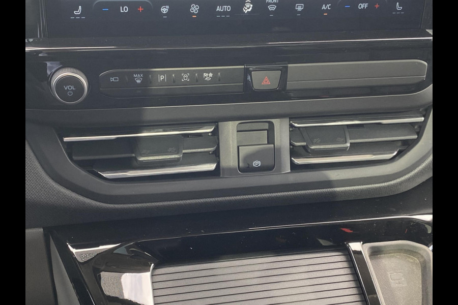 Ford Transit Custom Tourneo 340 2.5 PHEV L2H1 Titanium X Zuid | 233pk |  Incl. BTW/BPM Rijklaar | Luxury Pack | 16-weg elektrisch verstelbare AGR | Inklapbare trekhaak | Verwarmbaar stuurwiel |