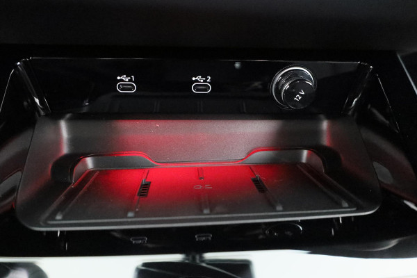 Audi A5 Advanced edition 35 TFSI 110 kW / 150 PK Limousine Audi A5 Limousine 2.0 TFSI  Advanced Edition automaat, First Edition, leder interieur, elektr. verst. voorstoelen