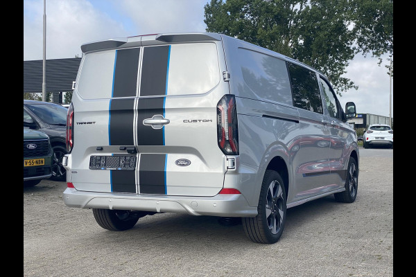Ford Transit Custom 320 2.5 PHEV L2H1 Sport DC Zuid | 233pk | Dubbele Cabine | Dubbele zijschuifdeur | Inklapbare trekhaak | 19 inch lichtmetalen Sport velgen (mat zwart) | Verwarmbaar stuurwiel | Navigatie systeem