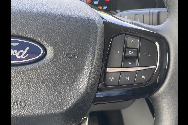 Ford Transit Custom 320 2.5 PHEV L2H1 Sport DC Zuid | 233pk | Dubbele Cabine | Dubbele zijschuifdeur | Inklapbare trekhaak | 19 inch lichtmetalen Sport velgen (mat zwart) | Verwarmbaar stuurwiel | Navigatie systeem