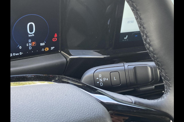 Ford Transit Custom 320 2.5 PHEV L2H1 Sport DC Zuid | 233pk | Dubbele Cabine | Dubbele zijschuifdeur | Inklapbare trekhaak | 19 inch lichtmetalen Sport velgen (mat zwart) | Verwarmbaar stuurwiel | Navigatie systeem