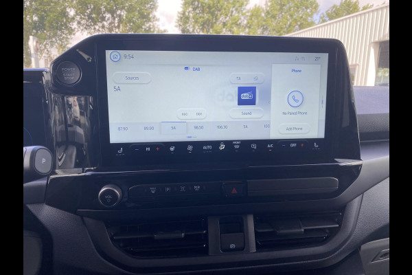 Ford Transit Custom 320 2.5 PHEV L2H1 Sport DC Zuid | 233pk | Dubbele Cabine | Dubbele zijschuifdeur | Inklapbare trekhaak | 19 inch lichtmetalen Sport velgen (mat zwart) | Verwarmbaar stuurwiel | Navigatie systeem