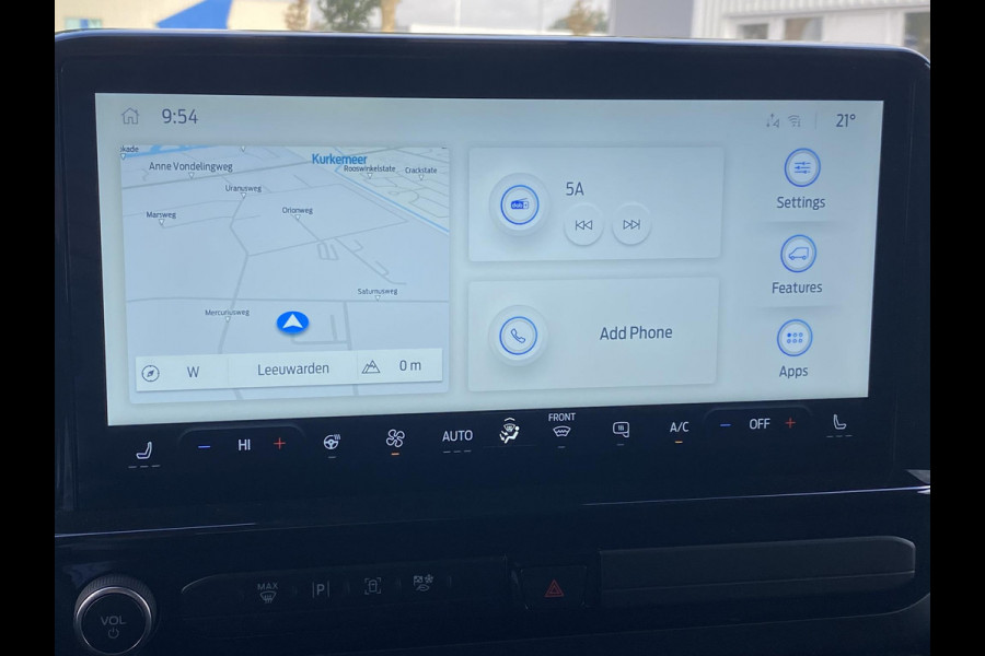 Ford Transit Custom 320 2.5 PHEV L2H1 Sport DC Zuid | 233pk | Dubbele Cabine | Dubbele zijschuifdeur | Inklapbare trekhaak | 19 inch lichtmetalen Sport velgen (mat zwart) | Verwarmbaar stuurwiel | Navigatie systeem