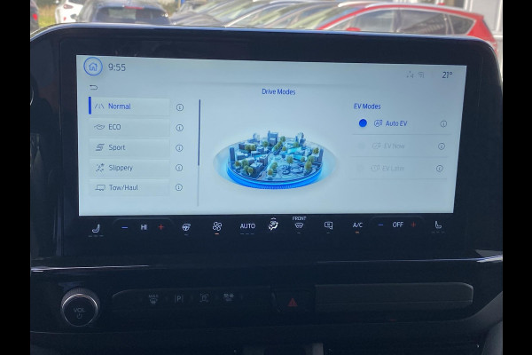 Ford Transit Custom 320 2.5 PHEV L2H1 Sport DC Zuid | 233pk | Dubbele Cabine | Dubbele zijschuifdeur | Inklapbare trekhaak | 19 inch lichtmetalen Sport velgen (mat zwart) | Verwarmbaar stuurwiel | Navigatie systeem