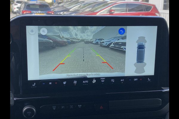 Ford Transit Custom 320 2.5 PHEV L2H1 Sport DC Zuid | 233pk | Dubbele Cabine | Dubbele zijschuifdeur | Inklapbare trekhaak | 19 inch lichtmetalen Sport velgen (mat zwart) | Verwarmbaar stuurwiel | Navigatie systeem