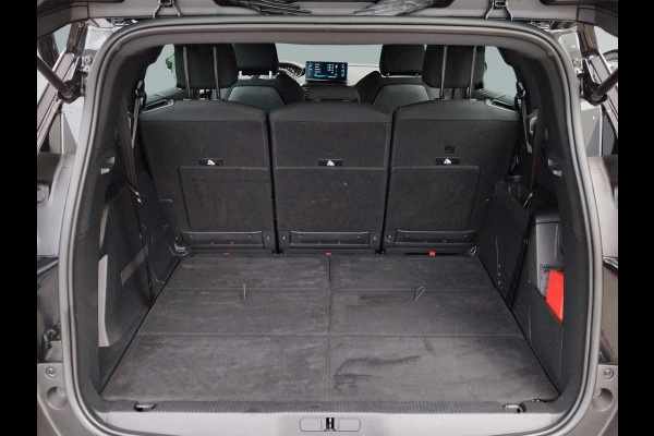 Peugeot 5008 1.2 PureTech Active Pack Business Automaat | 7-zitter | Achteruitrijcamera | 4 nieuwe banden