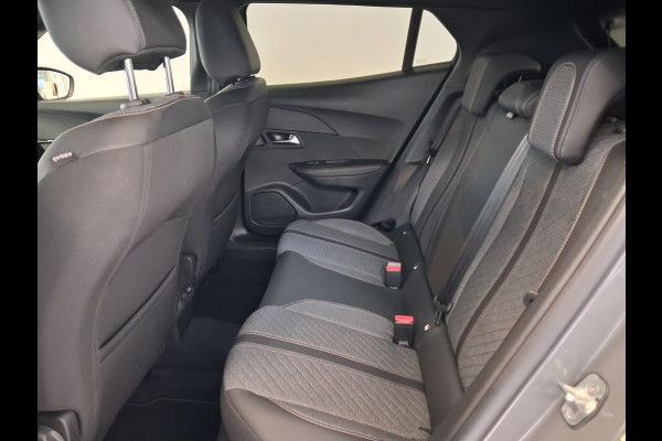 Peugeot 2008 1.2 PureTech 130 Allure Automaat | Navigatie | 360° Camera | Dodehoekbewaking | Apple Carplay/Android Auto |