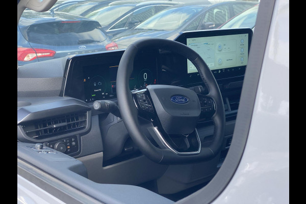 Ford Transit Custom 320 2.5 PHEV L2H1 Sport Zuid | 233pk | Inklapbare trekhaak | 19 inch lichtmetalen Sport velgen (mat zwart) | Verwarmbaar stuurwiel  | Navigatie systeem | B&O speakers