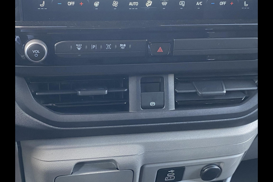Ford Transit Custom 320 2.5 PHEV L2H1 Sport Zuid | 233pk | Inklapbare trekhaak | 19 inch lichtmetalen Sport velgen (mat zwart) | Verwarmbaar stuurwiel  | Navigatie systeem | B&O speakers