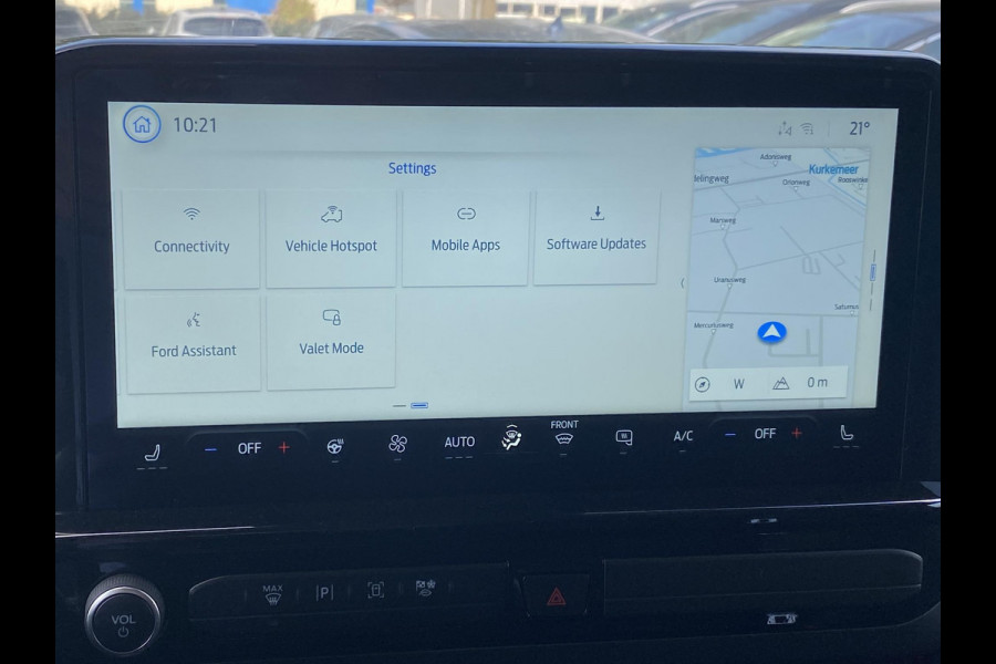 Ford Transit Custom 320 2.5 PHEV L2H1 Sport Zuid | 233pk | Inklapbare trekhaak | 19 inch lichtmetalen Sport velgen (mat zwart) | Verwarmbaar stuurwiel  | Navigatie systeem | B&O speakers