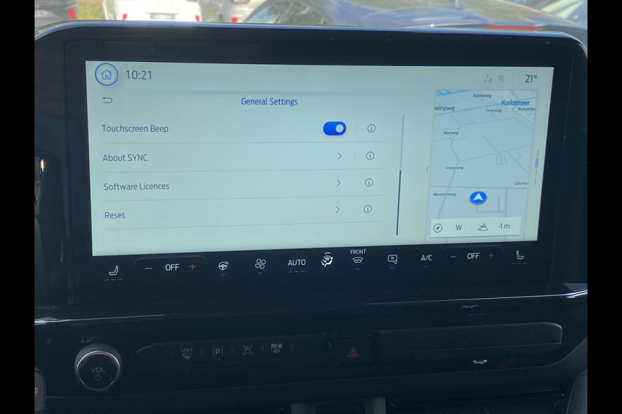 Ford Transit Custom 320 2.5 PHEV L2H1 Sport Zuid | 233pk | Inklapbare trekhaak | 19 inch lichtmetalen Sport velgen (mat zwart) | Verwarmbaar stuurwiel  | Navigatie systeem | B&O speakers