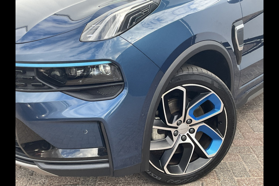 Lynk & Co 01 1.5 262pk PHEV Panodak Zwarte hemel 360° Cam Plug in
