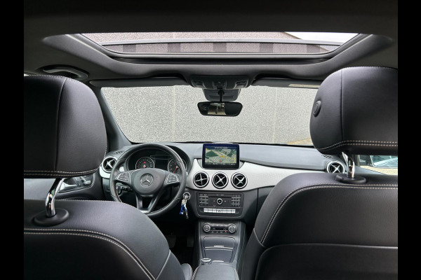 Mercedes-Benz B-Klasse 220 4Matic Prestige | AUTOMAAT | TREKHAAK | PANO | A.CAMERA | STOELVERW | CC | PDC | 1 JAAR GARANTIE | TOP