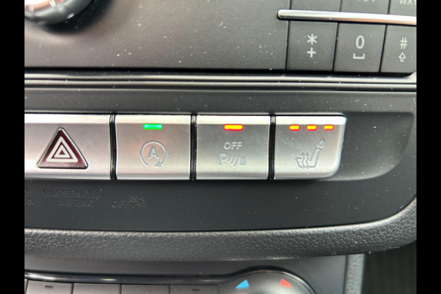 Mercedes-Benz B-Klasse 220 4Matic Prestige | AUTOMAAT | TREKHAAK | PANO | A.CAMERA | STOELVERW | CC | PDC | 1 JAAR GARANTIE | TOP