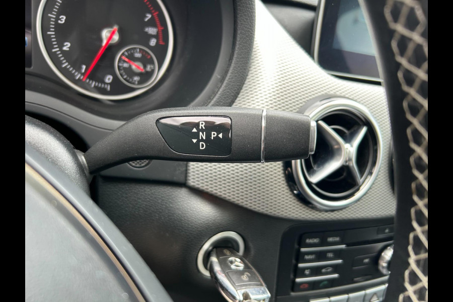 Mercedes-Benz B-Klasse 220 4Matic Prestige | AUTOMAAT | TREKHAAK | PANO | A.CAMERA | STOELVERW | CC | PDC | 1 JAAR GARANTIE | TOP