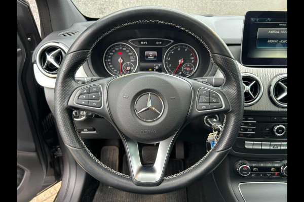 Mercedes-Benz B-Klasse 220 4Matic Prestige | AUTOMAAT | TREKHAAK | PANO | A.CAMERA | STOELVERW | CC | PDC | 1 JAAR GARANTIE | TOP